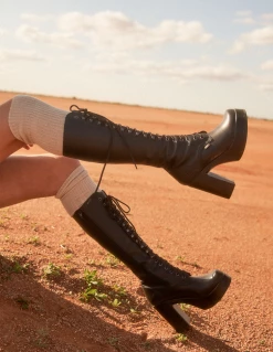 ROC Seasonal NIRVANA Boots