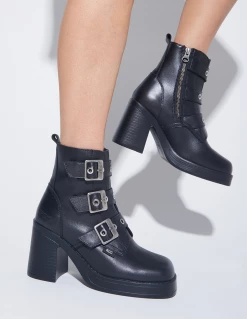 ROC Seasonal Boots INDIGO