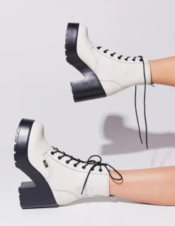 ROC Seasonal Boots MASCOT